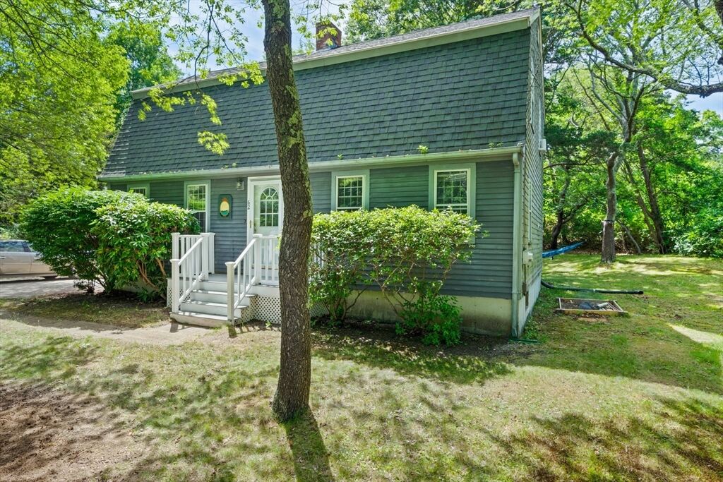 Property Photo:  62 Manomet Point Rd  MA 02360 