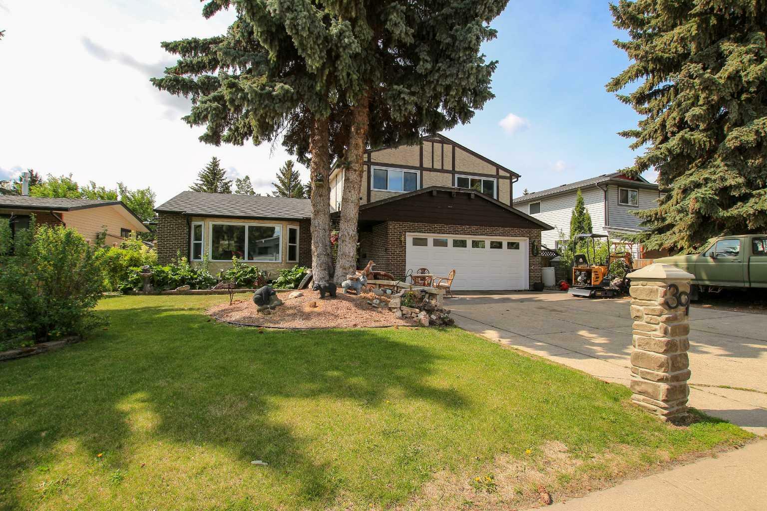 39 Allan Street  Red Deer AB T5R 1A6 photo