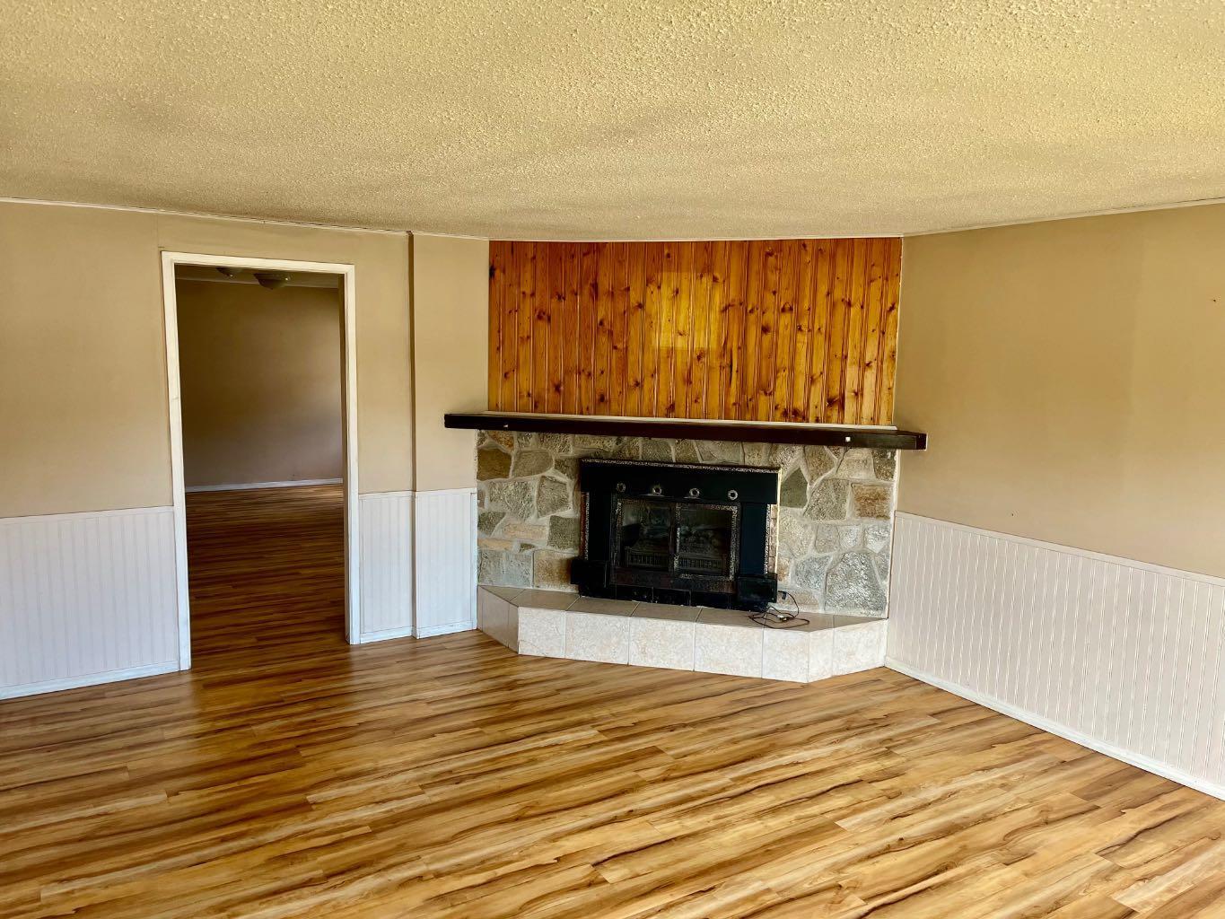 Property Photo:  5020 59 Street Close  AB T4T 1G4 