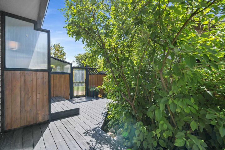 Property Photo: 136 Ranchview Court NW AB T3G 1R5