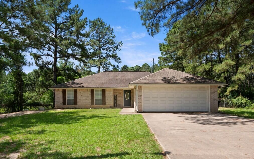 Property Photo: 125 Amelia Dr LA 71446