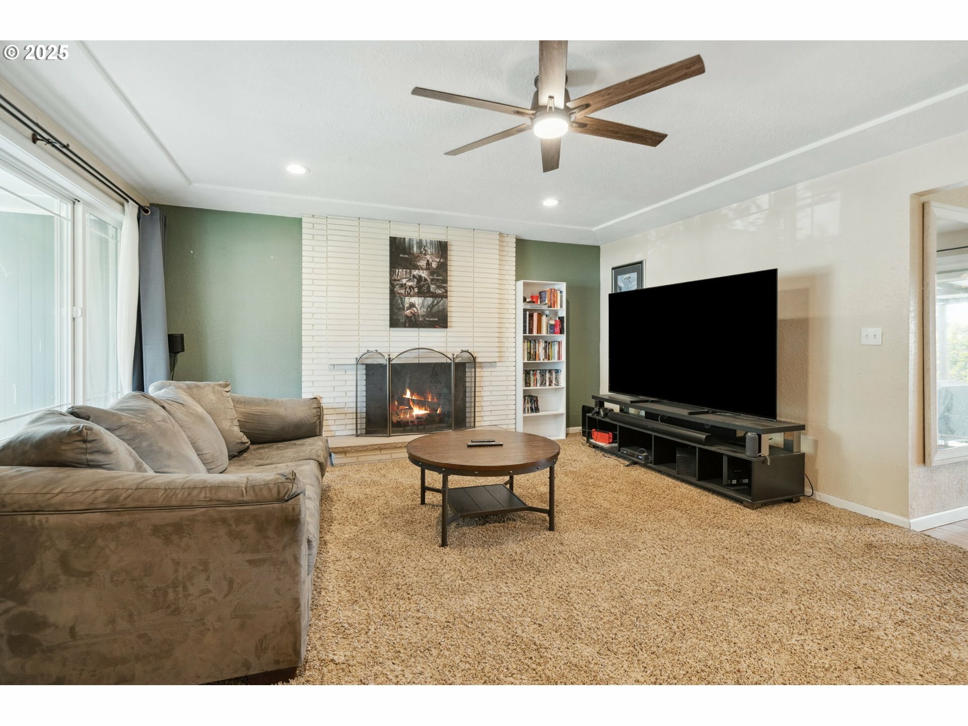 Property Photo: 1510 SE 143rd Ave OR 97233