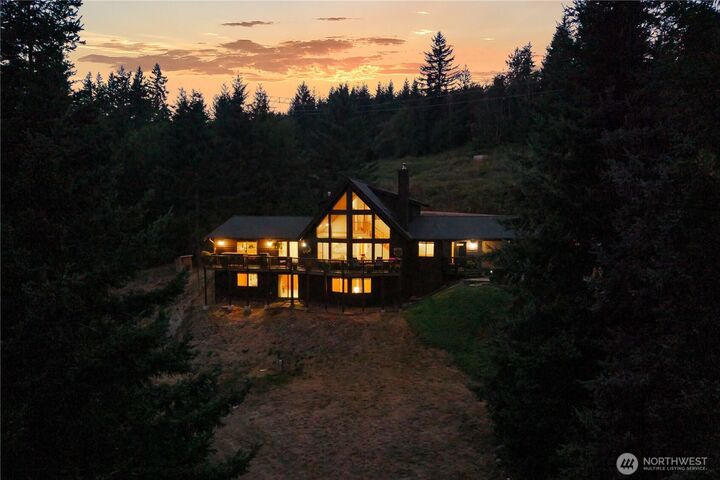 Property Photo: 27815 SE 264th Street WA 98051