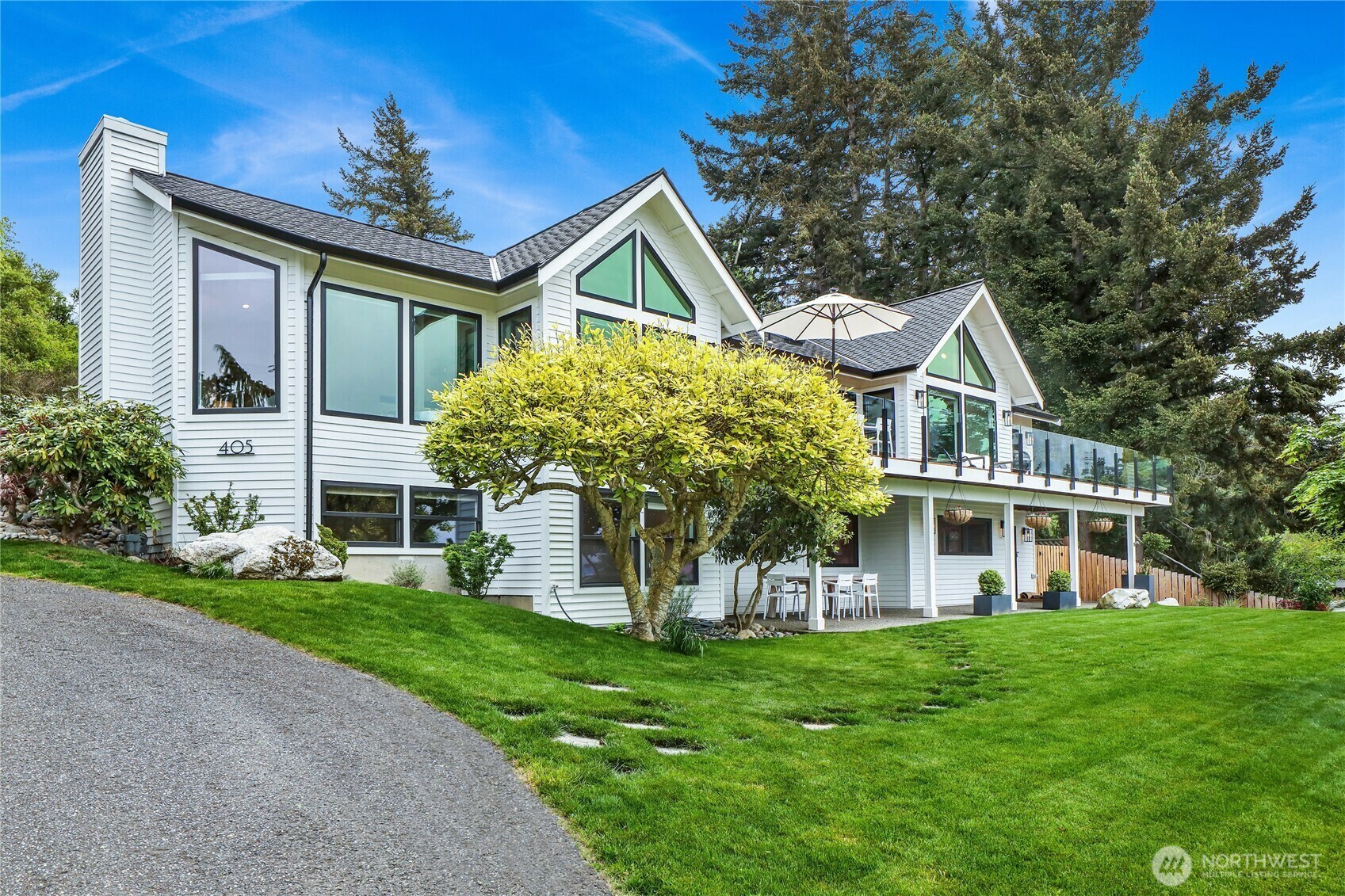 Property Photo: 405 Bayside Road WA 98225