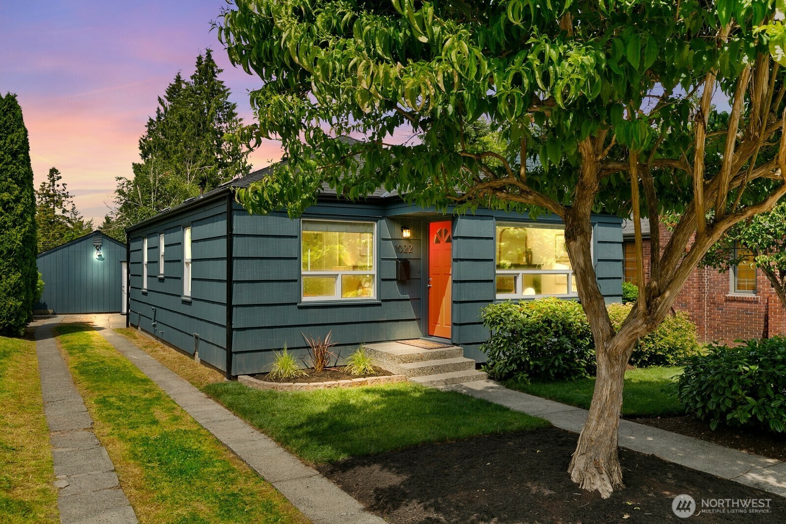 1022 NE 94th Street  Seattle WA 98115 photo