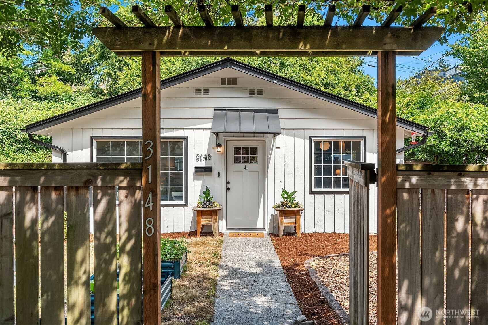 Property Photo: 3148 Wetmore Avenue S WA 98144
