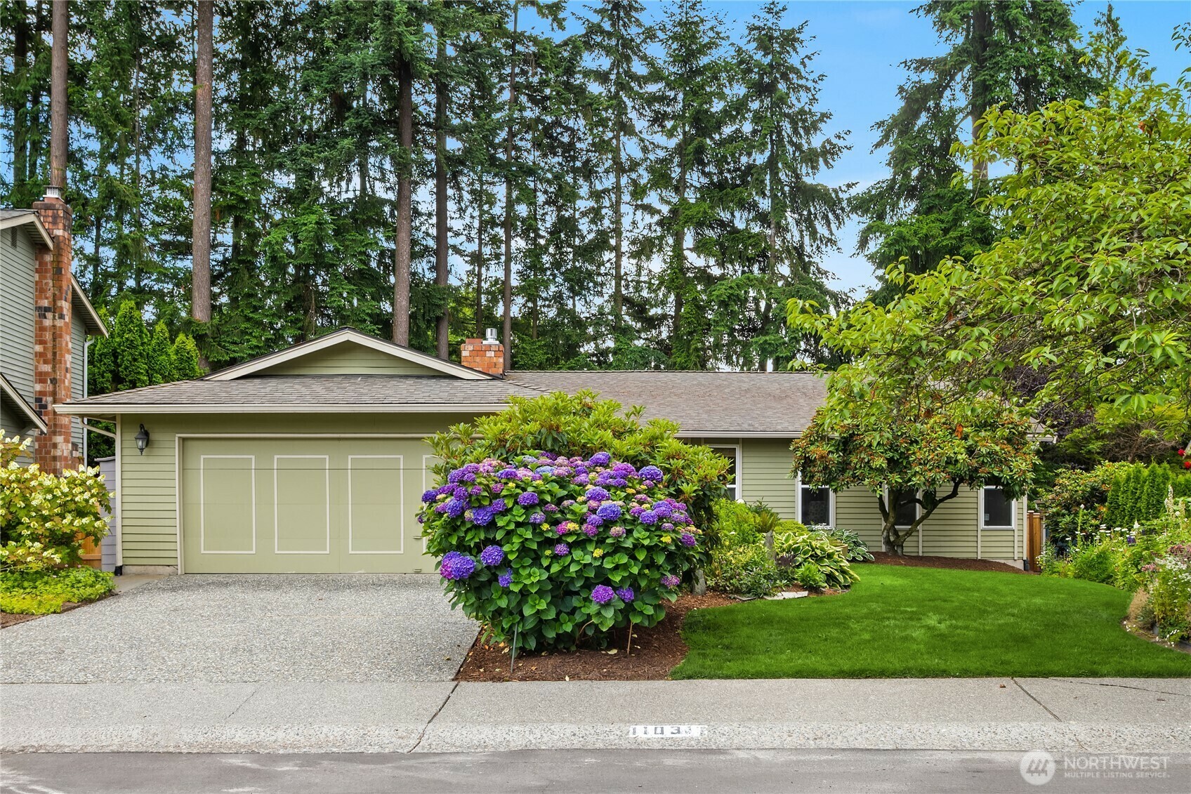 Property Photo: 11031 129th Place NE WA 98033