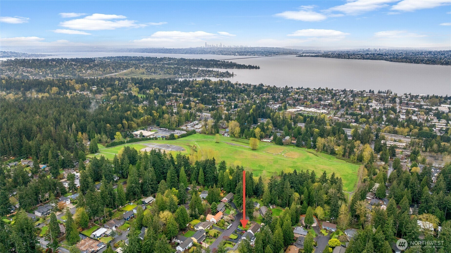 Property Photo: 12108 NE 66th Street WA 98033