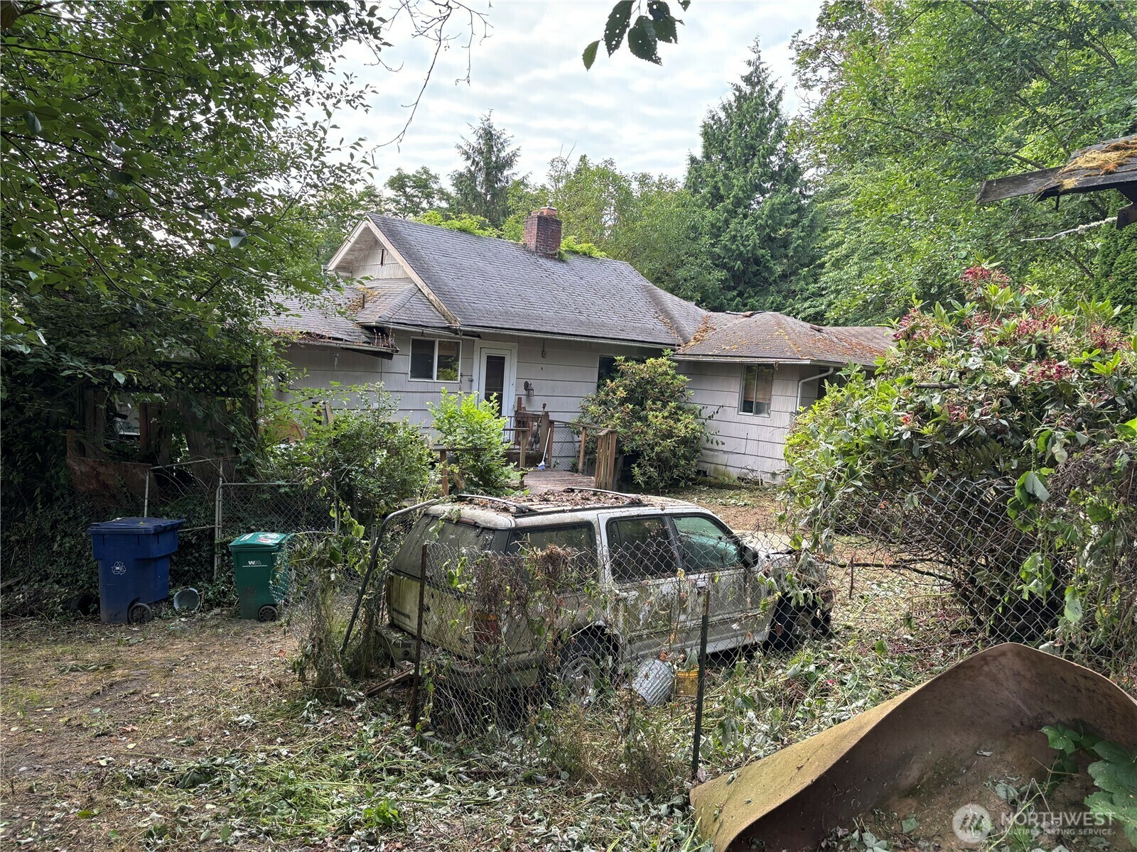 Property Photo: 13409 40th Avenue S WA 98168