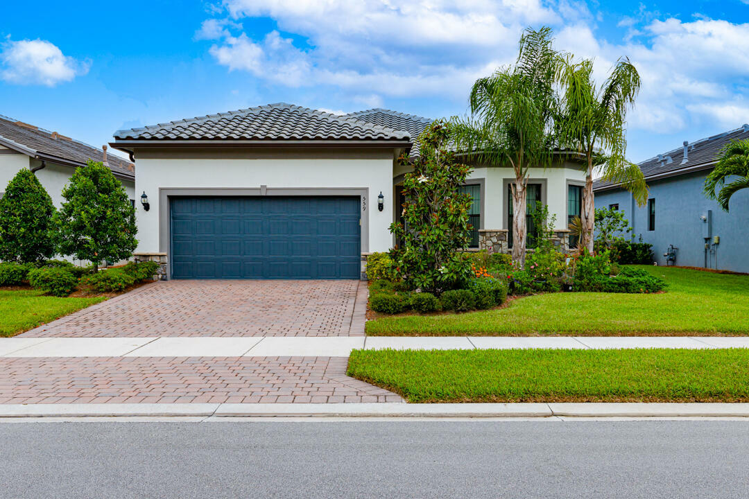 559 SE Villandry Way  Port Saint Lucie FL 34984 photo