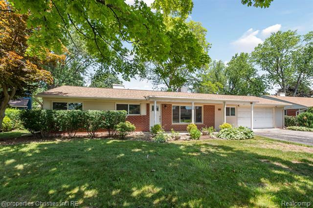 Property Photo:  41088 Malott  MI 48375 