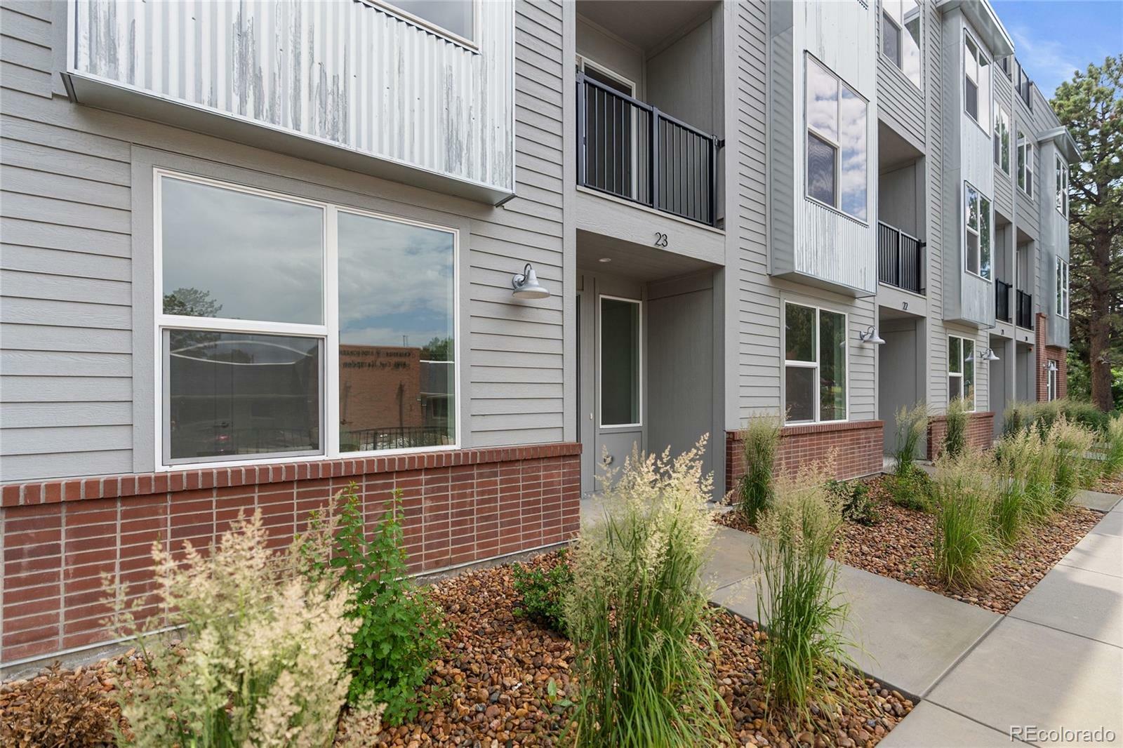 Property Photo: 8711 E Hampden Avenue 22 CO 80231