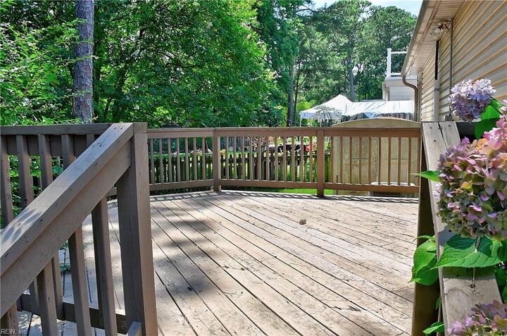 Property Photo: 2561 Elon Dr VA 23454