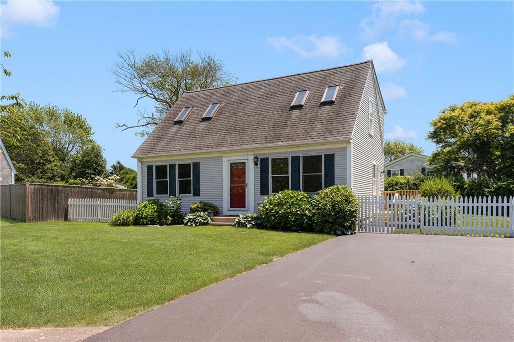 Property Photo:  208 W View Road  RI 02842 