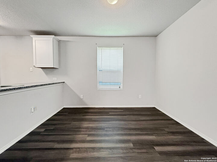 Property Photo: 1215 Robbins TX 78245