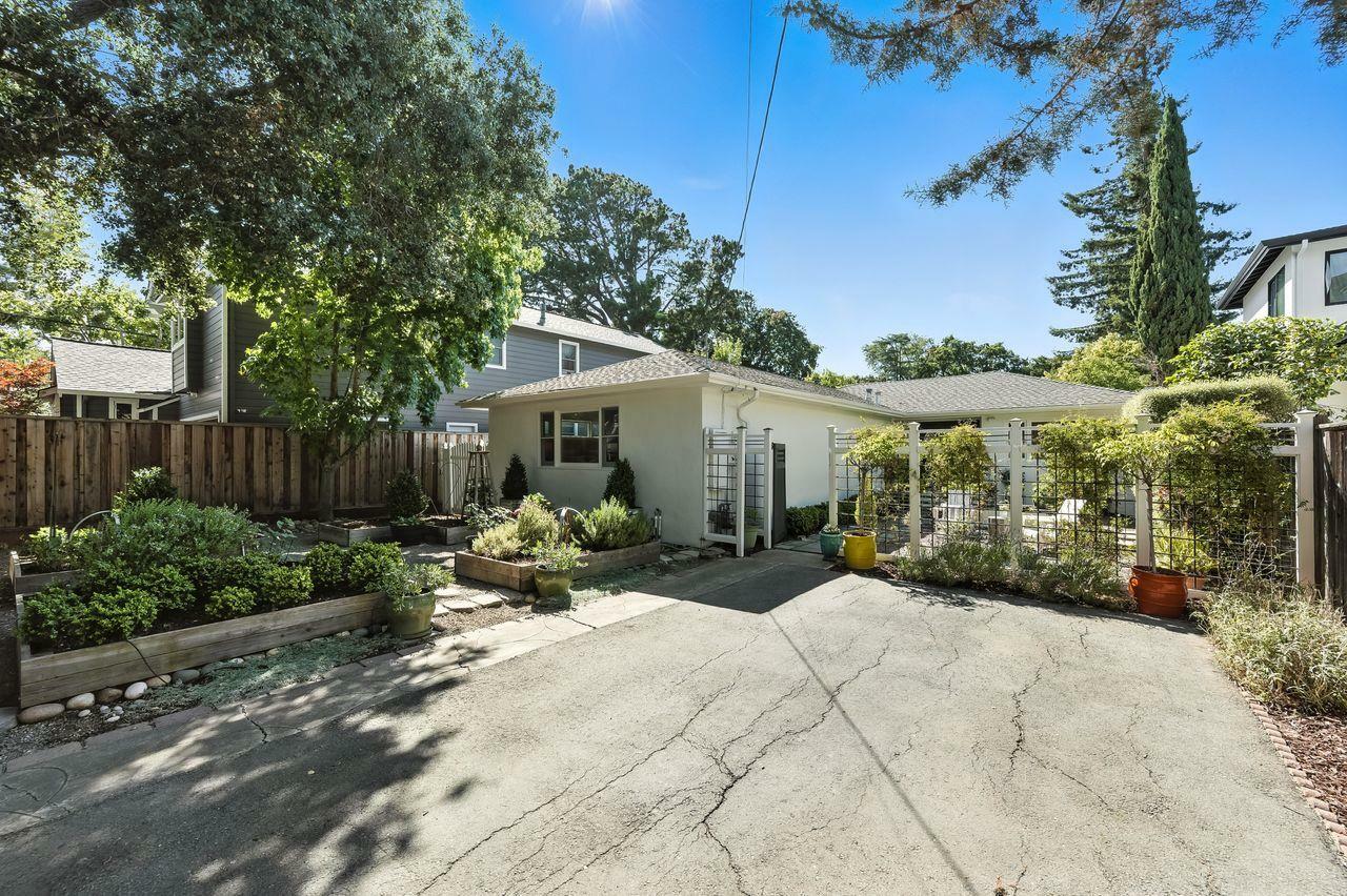 Property Photo: 1422 West Selby Lane CA 94061