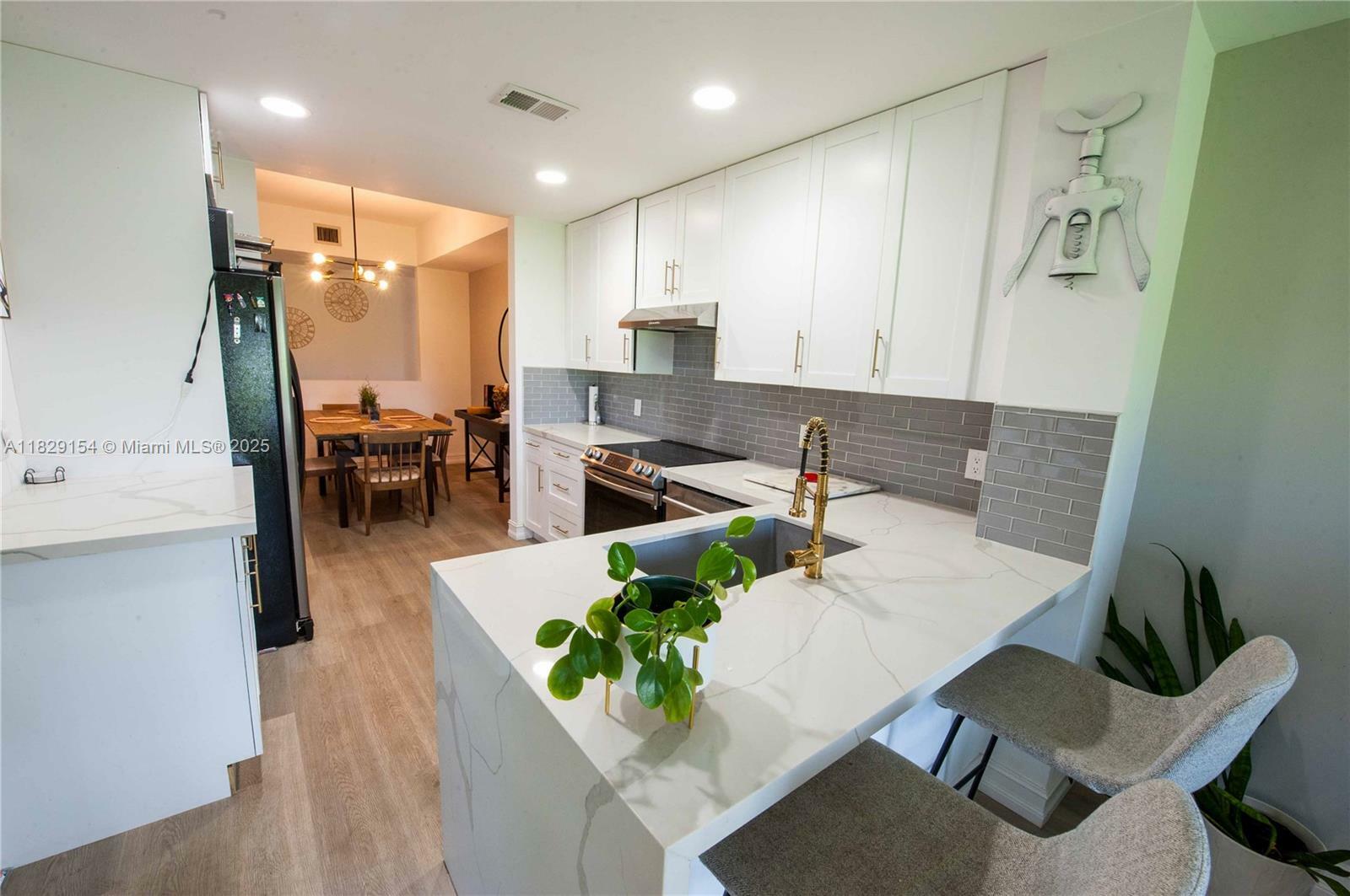 Property Photo: 16301 Malibu Dr 79 FL 33326