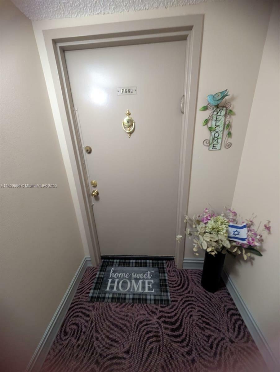 Property Photo: 2810 N 46th Ave F561 FL 33021