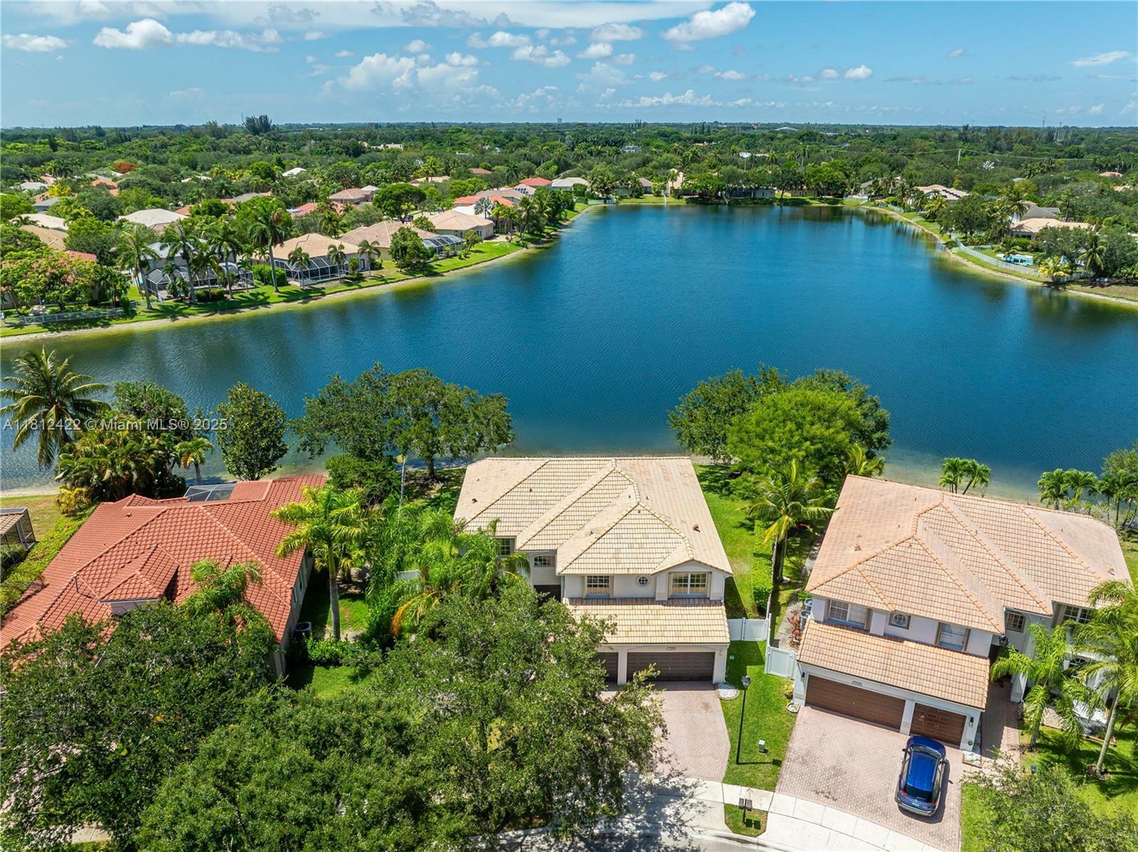 12655 NW 18th Mnr  Pembroke Pines FL 33028 photo