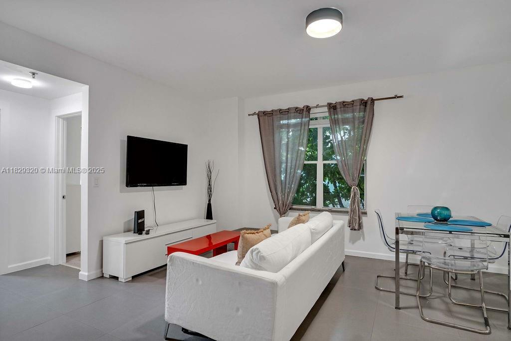 747 Michigan Ave 201  Miami Beach FL 33139 photo