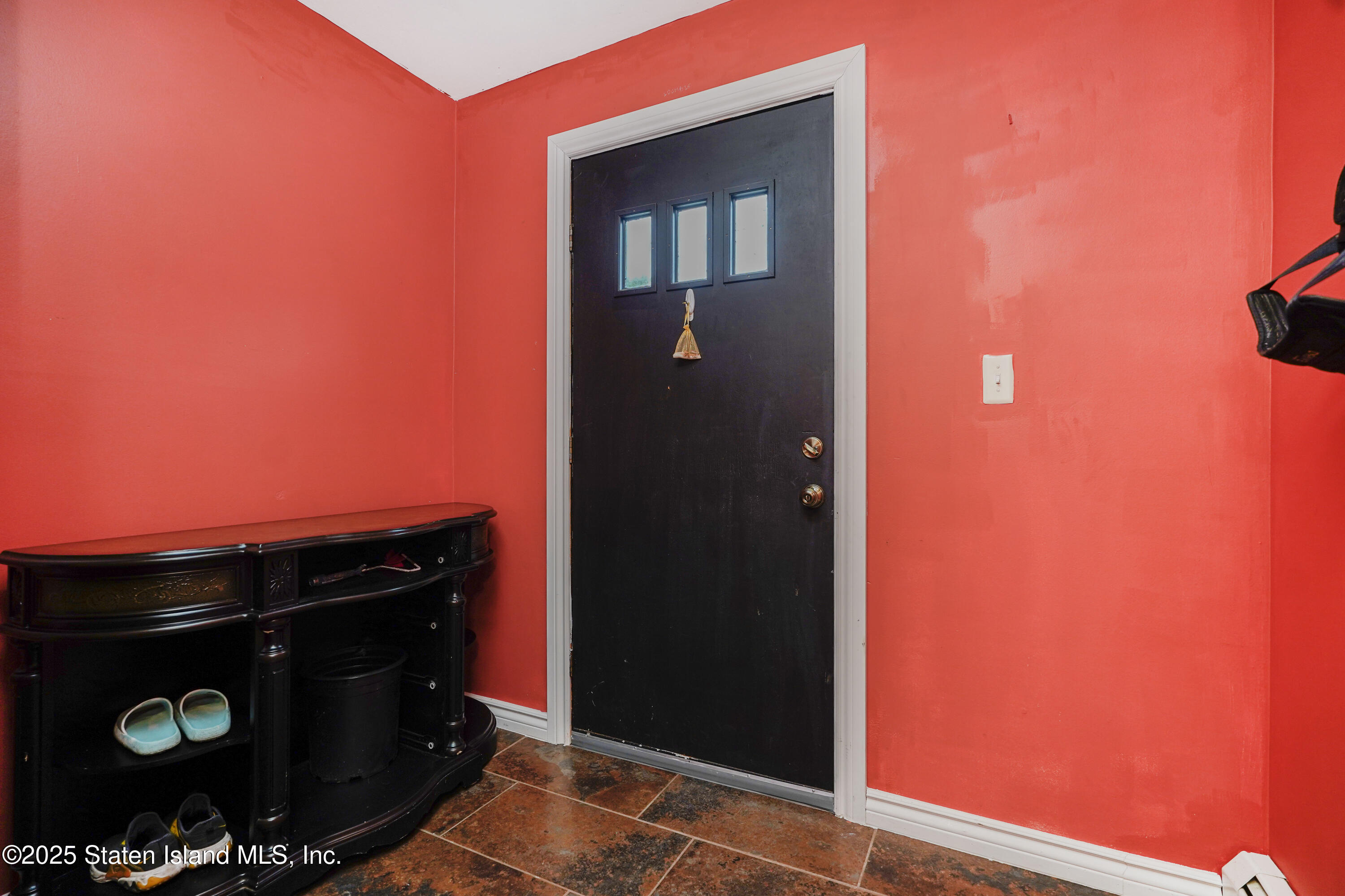 Property Photo:  45 Hamilton Street  NY 10304 