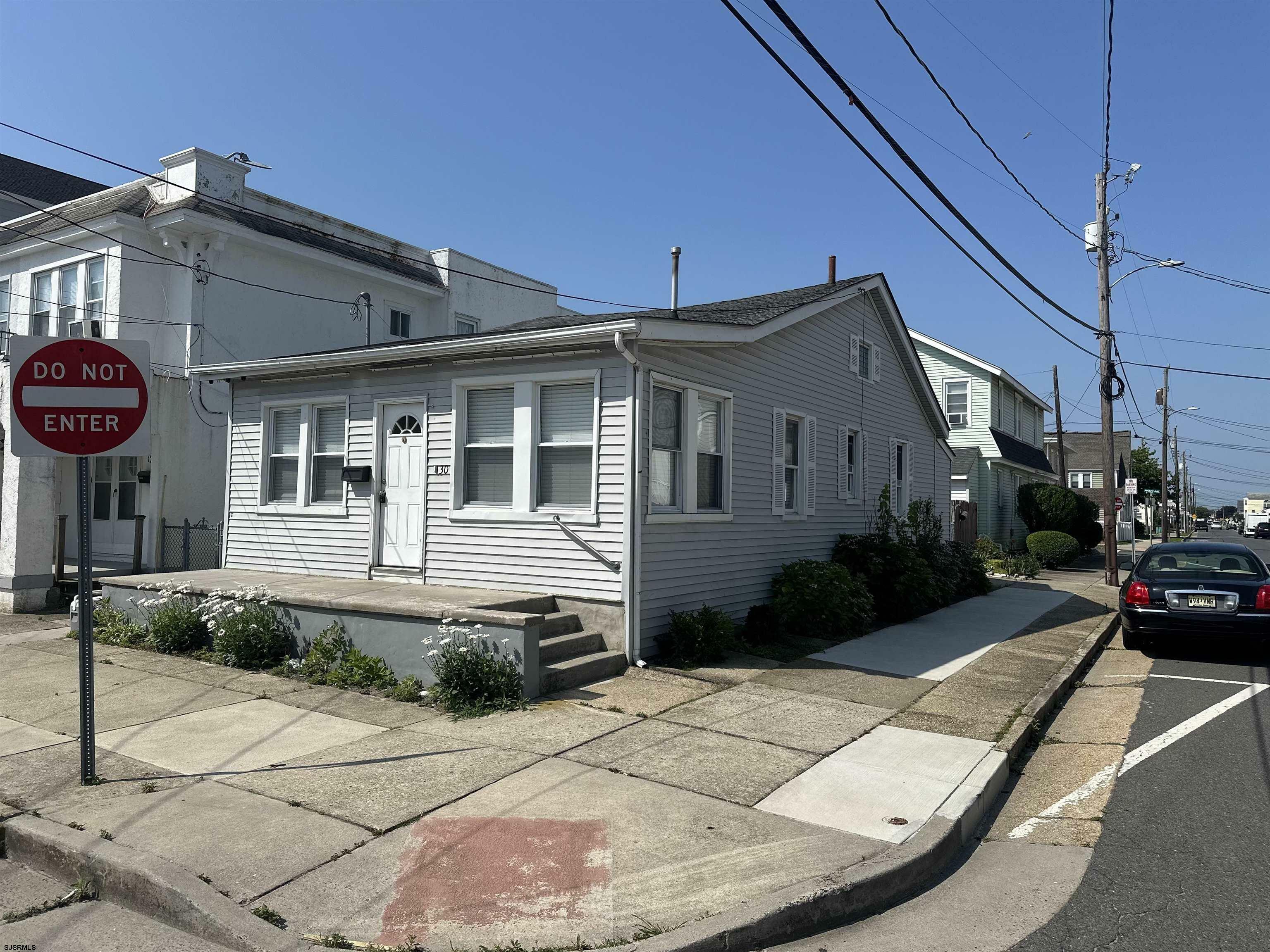 Property Photo:  130 N New Haven  NJ 08406 