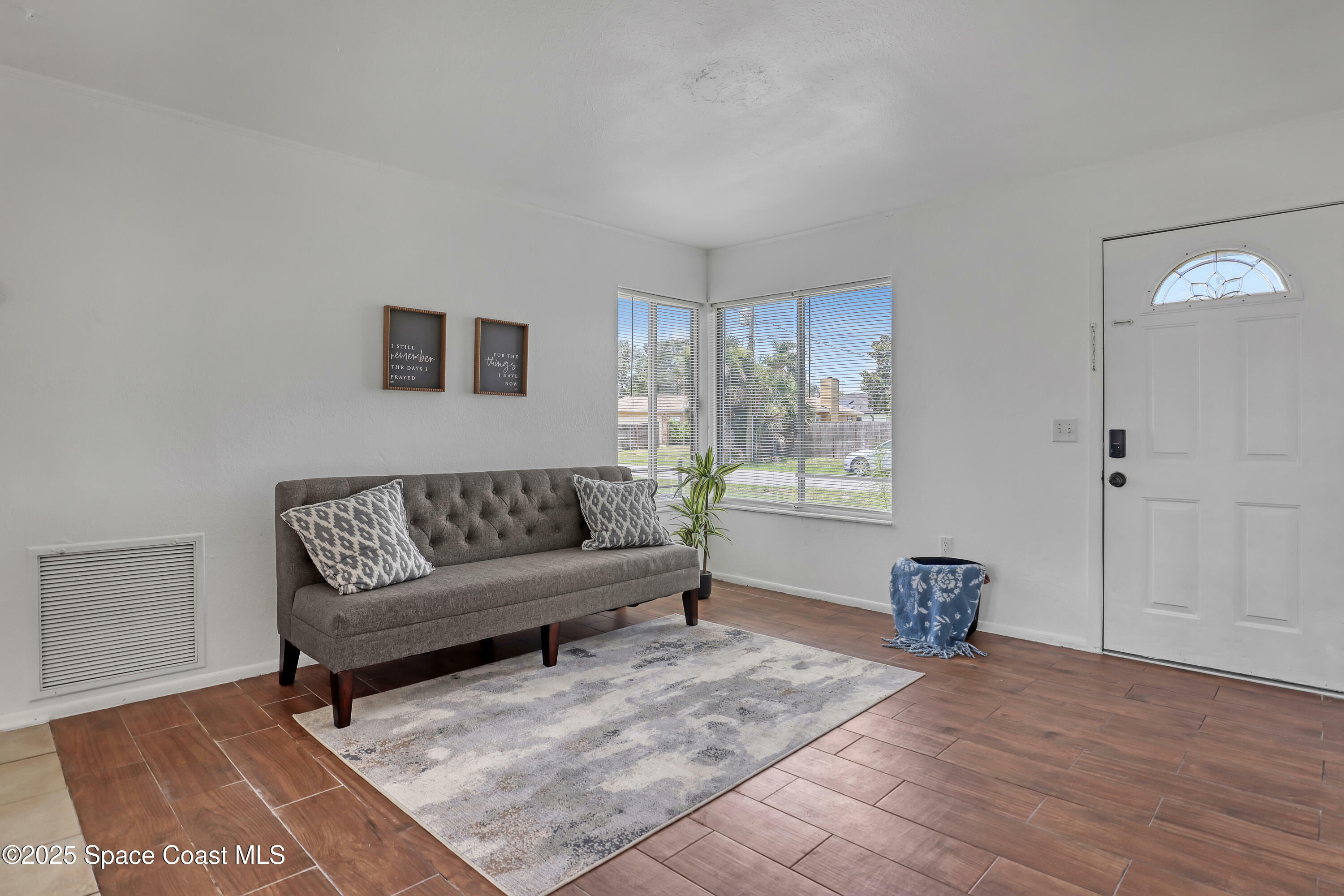 Property Photo: 261 Chase Road FL 32927