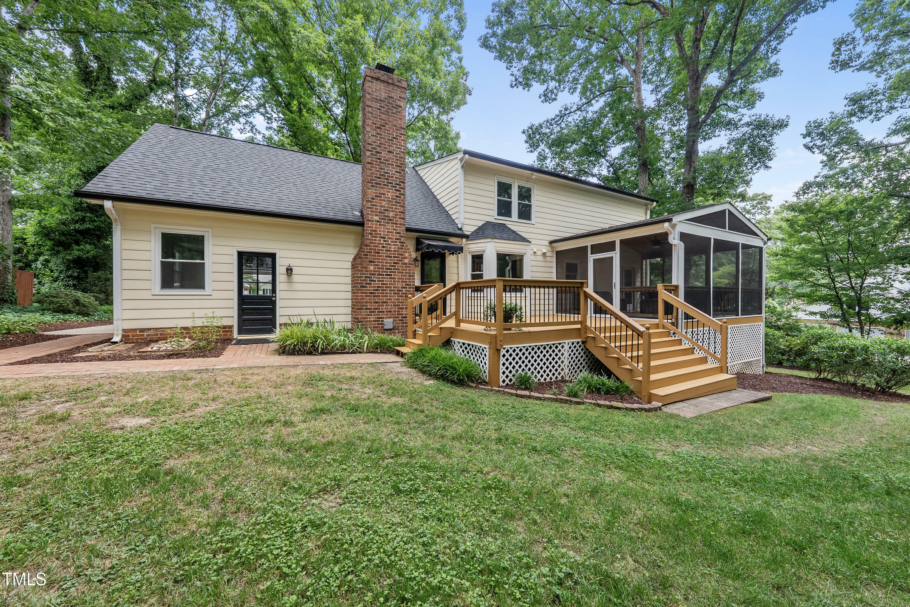 Property Photo:  8629 Windjammer Drive  NC 27615 