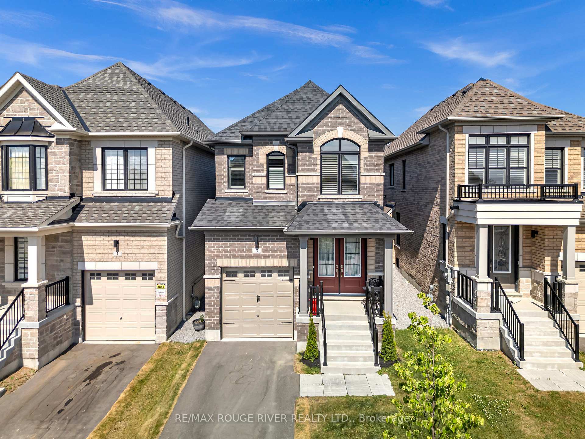 Property Photo: 3 Dorian Drive ON L1P 0B8
