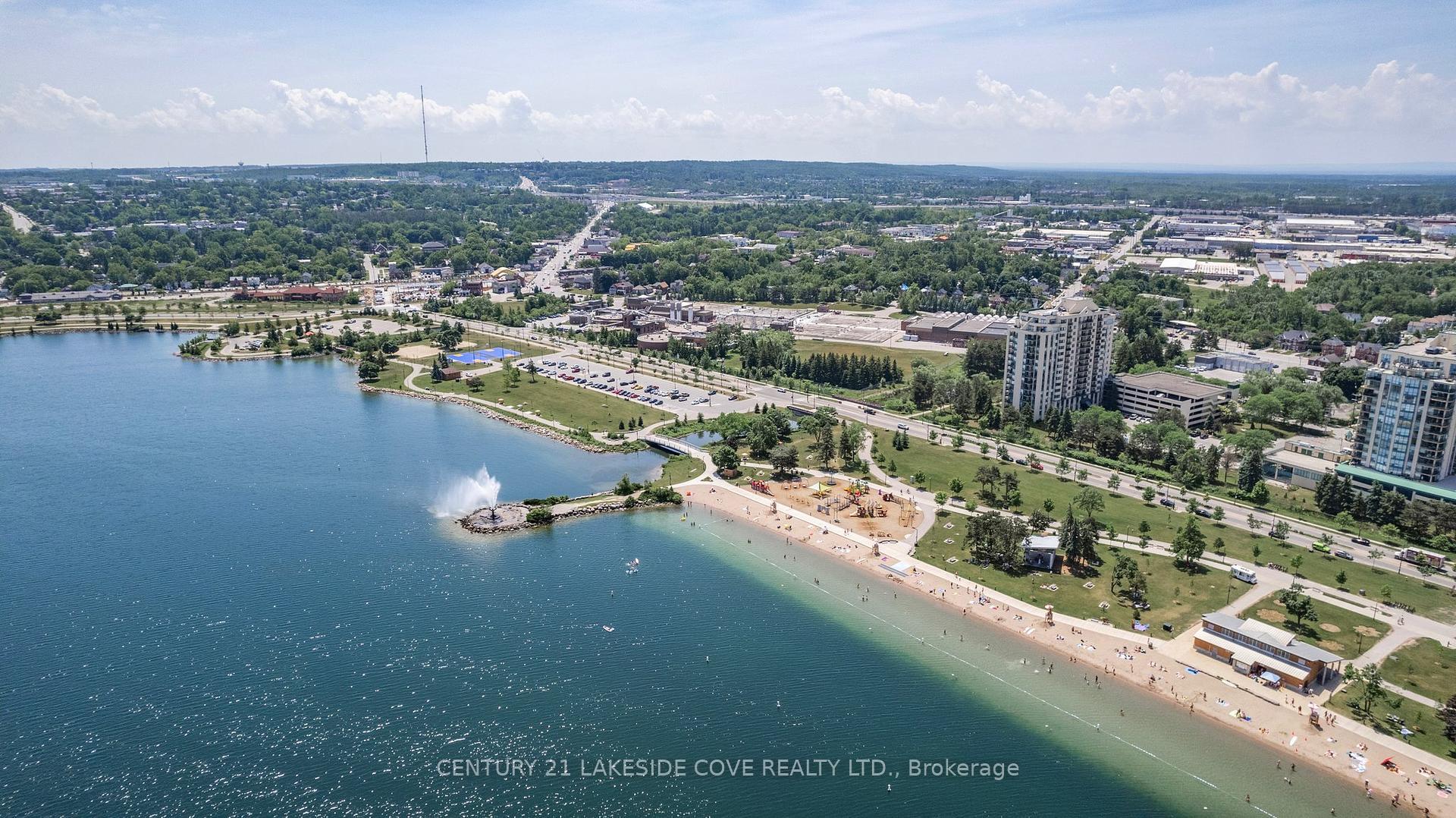 Photo de la propriété: 75 Ellen Street S 711 ON L4N 7R6