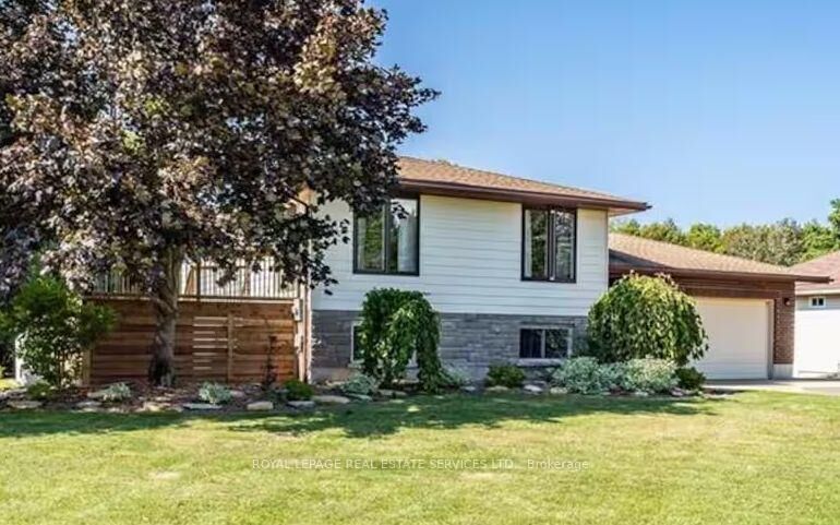 Property Photo:  962 Boardwalk Street  ON N2Z 0C2 