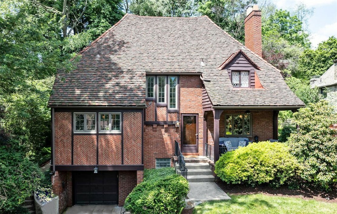 Property Photo: 234 Orchard Drive PA 15228