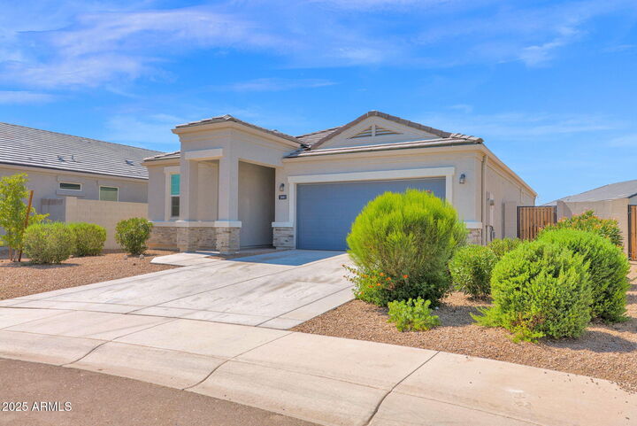 Property Photo:  5441 W Western Star Boulevard  AZ 85339 