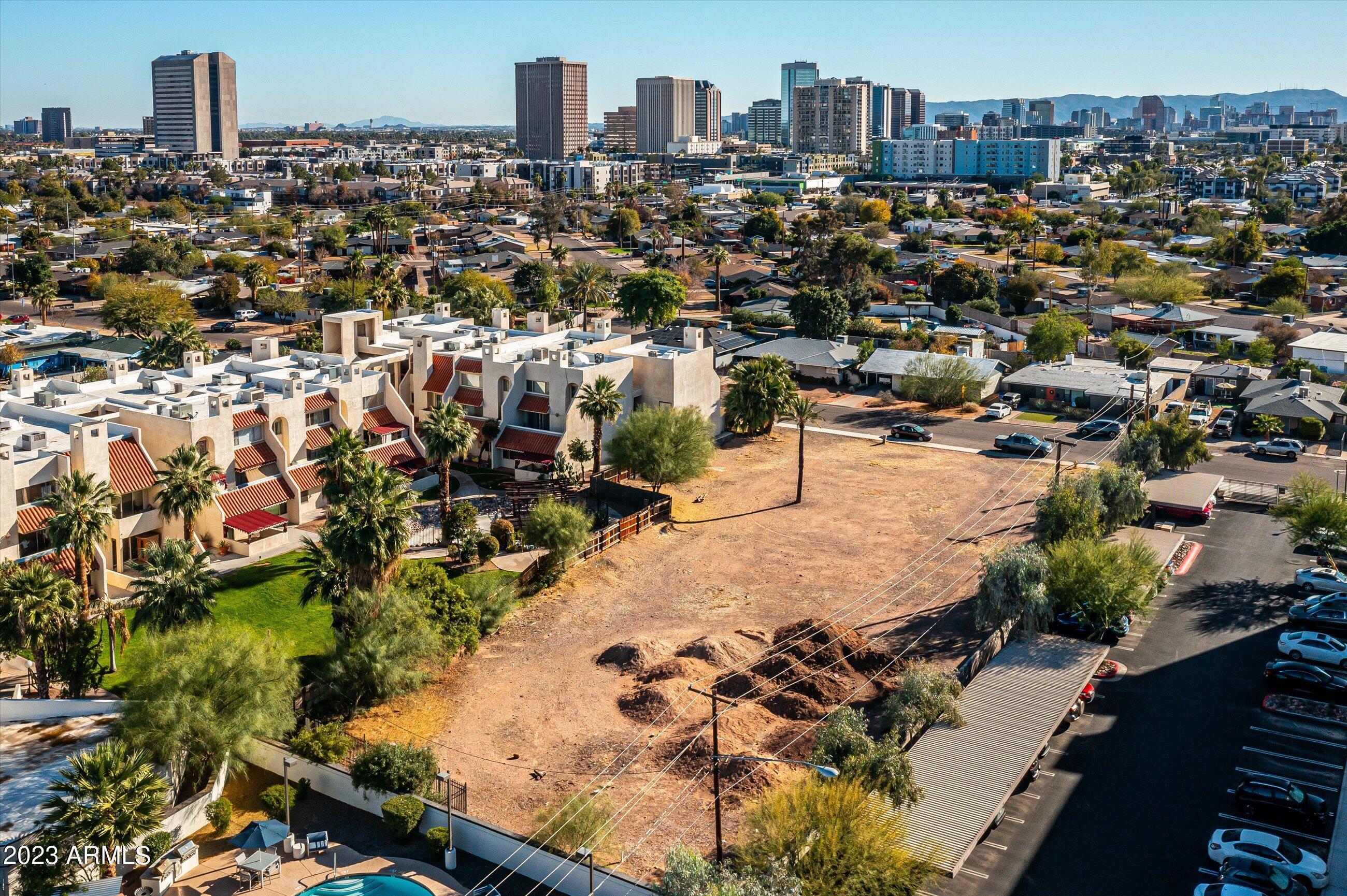 Property Photo: 519 W Glenrosa Avenue AZ 85013