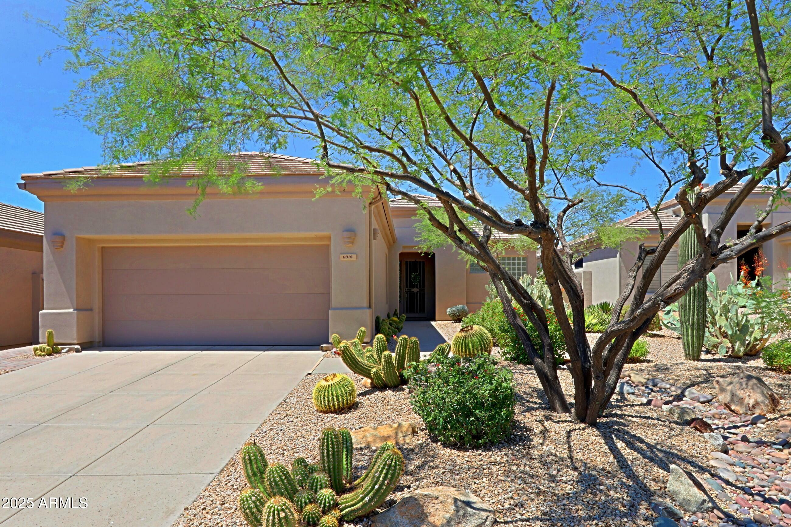 Property Photo:  6918 E Nightingale Star Circle  AZ 85266 
