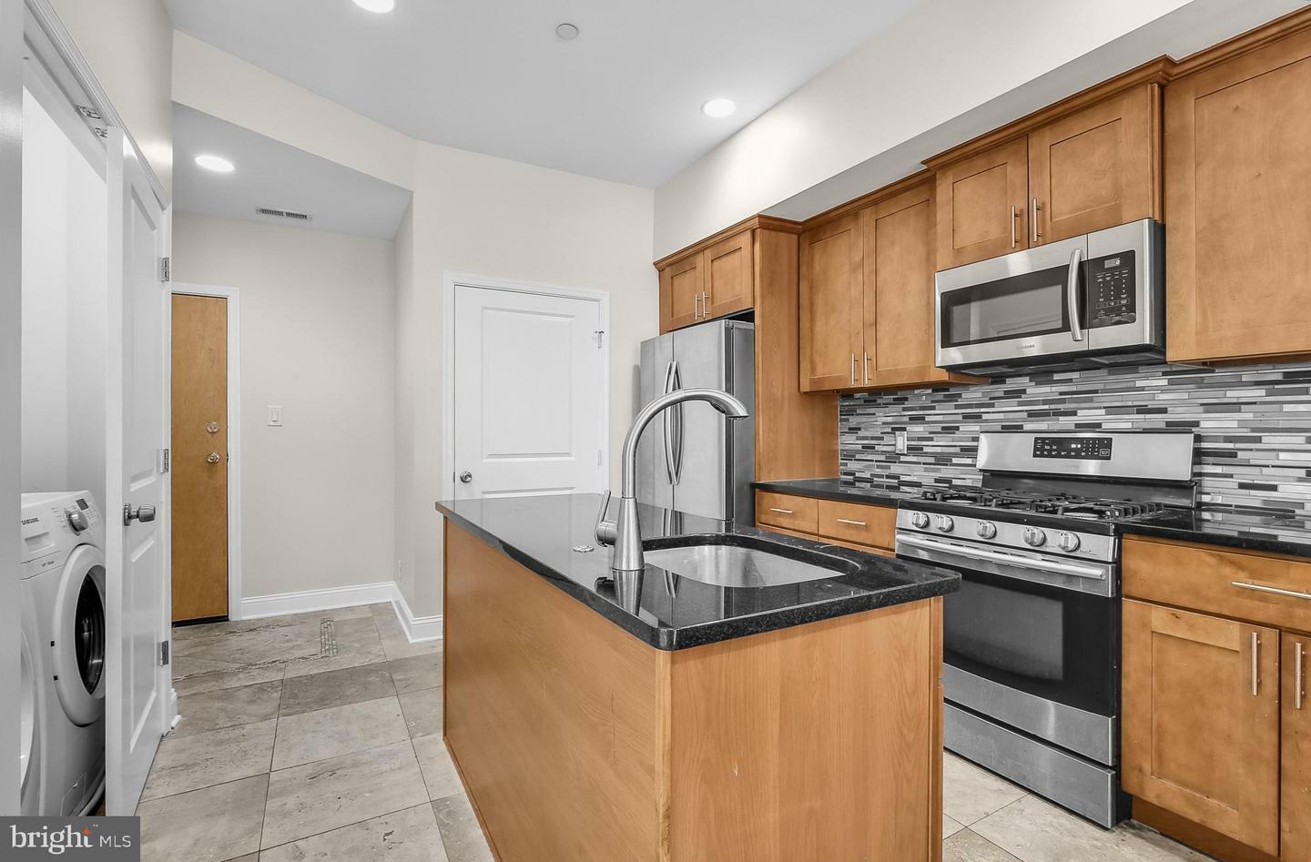 Property Photo:  2050 Frankford Avenue B  PA 19125 