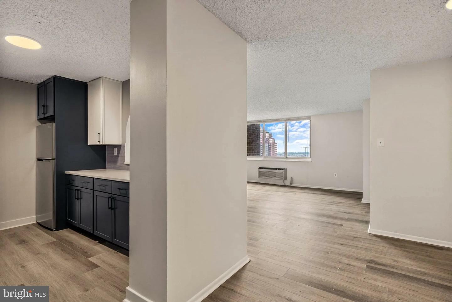 Property Photo: 1500 Locust Street 1B-1715 PA 19102