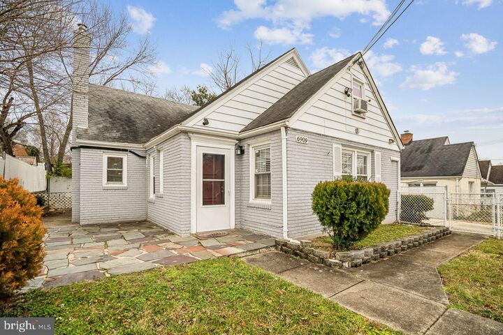 Property Photo: 6909 Standish Drive MD 20784