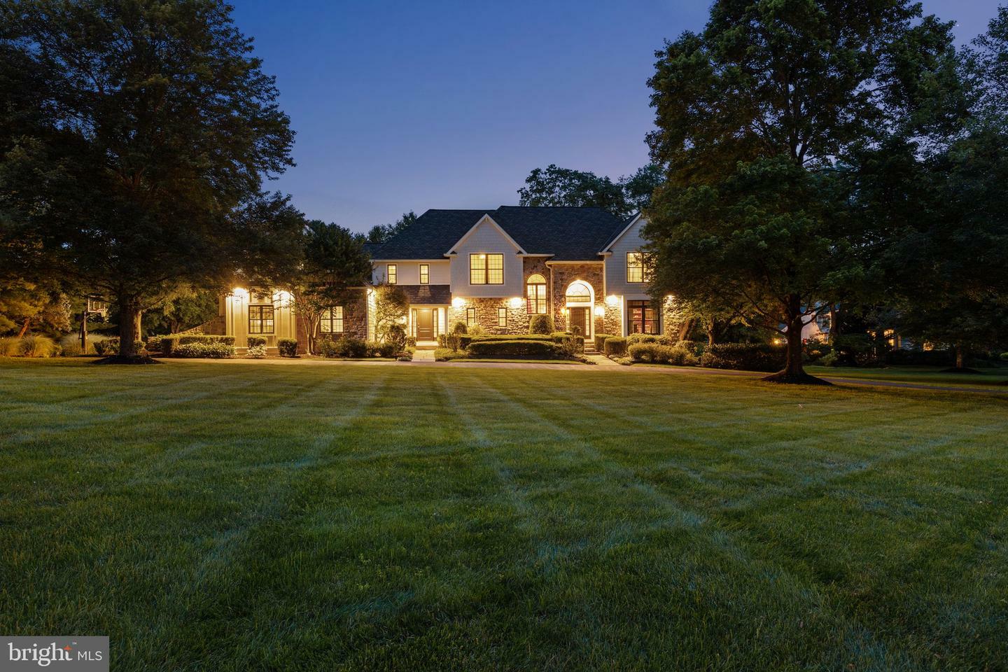 Property Photo: 7 Weatherfield Drive PA 18940