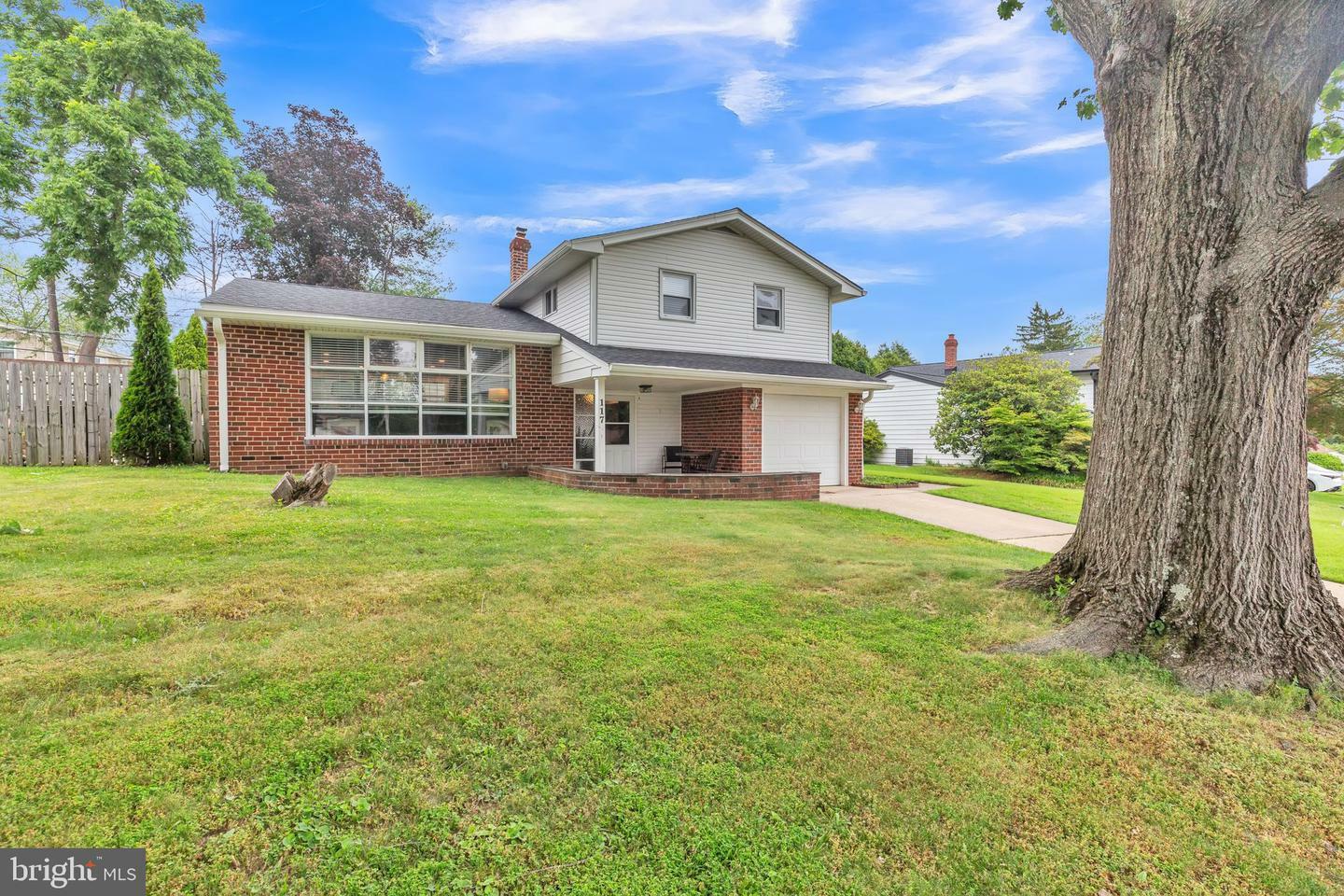 Property Photo: 117 Kingfield Road PA 19115
