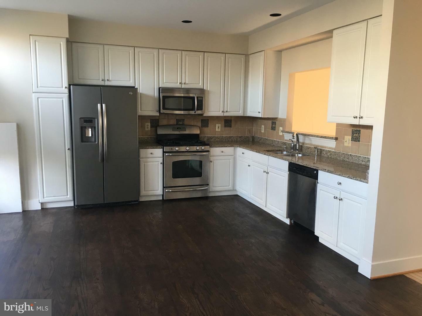 Property Photo: 2253 Journet Drive VA 22027