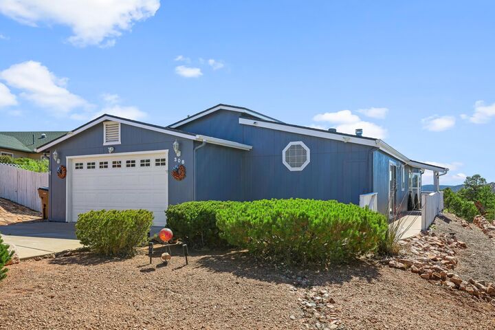 Property Photo: 308 S Sandstone Point AZ 85541
