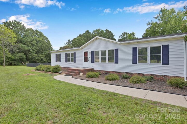 Property Photo:  329 W Red Cross Road  NC 28129 