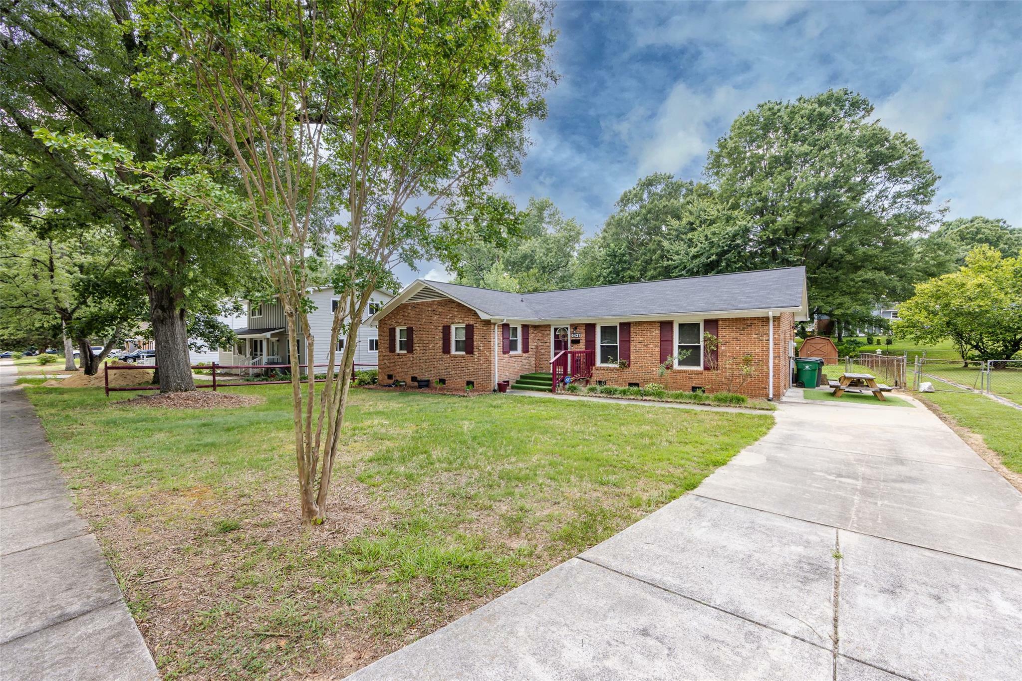 Property Photo:  6421 Hidden Forest Drive  NC 28213 