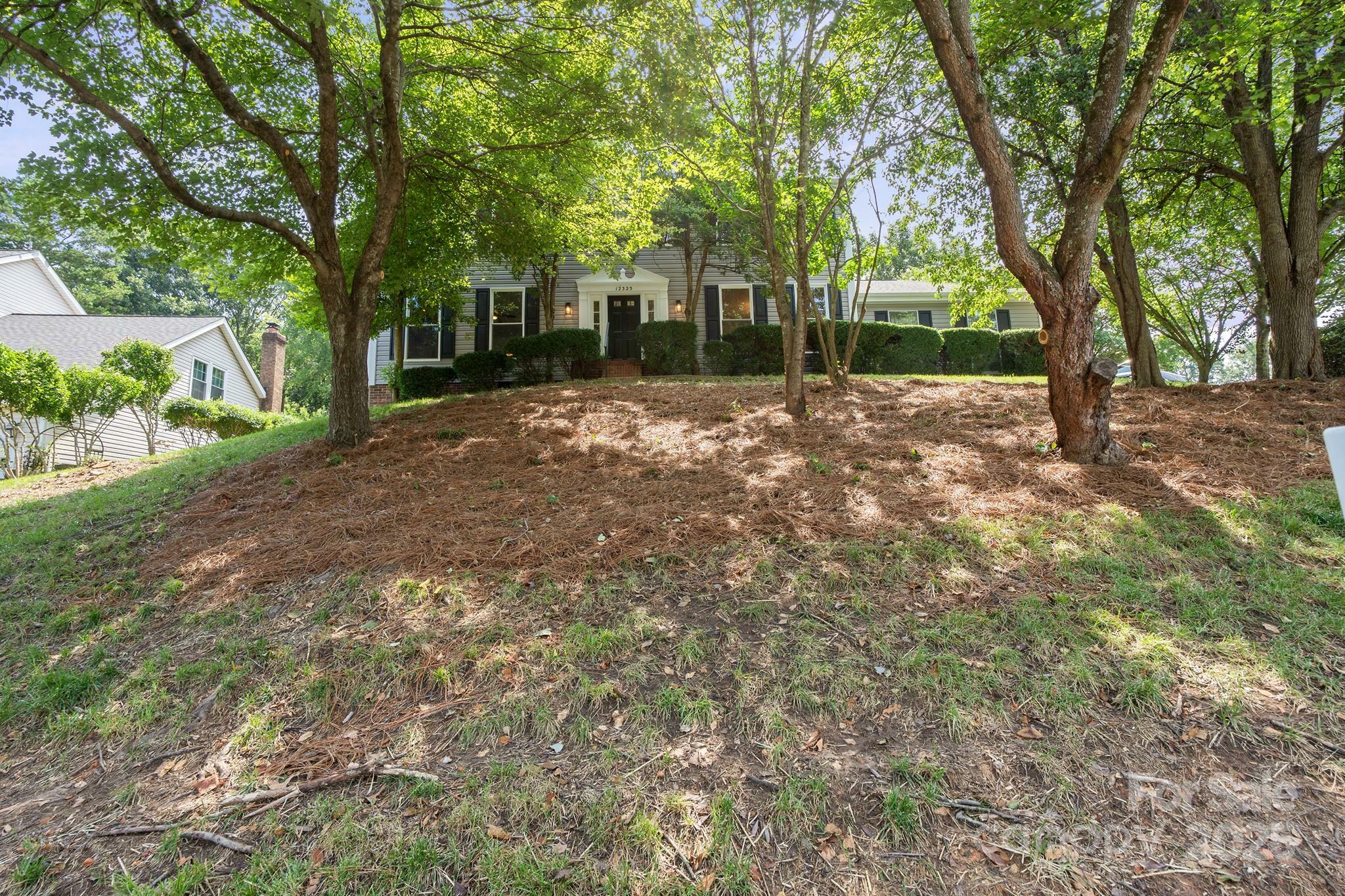 Property Photo: 12325 Woodside Falls Road NC 28134