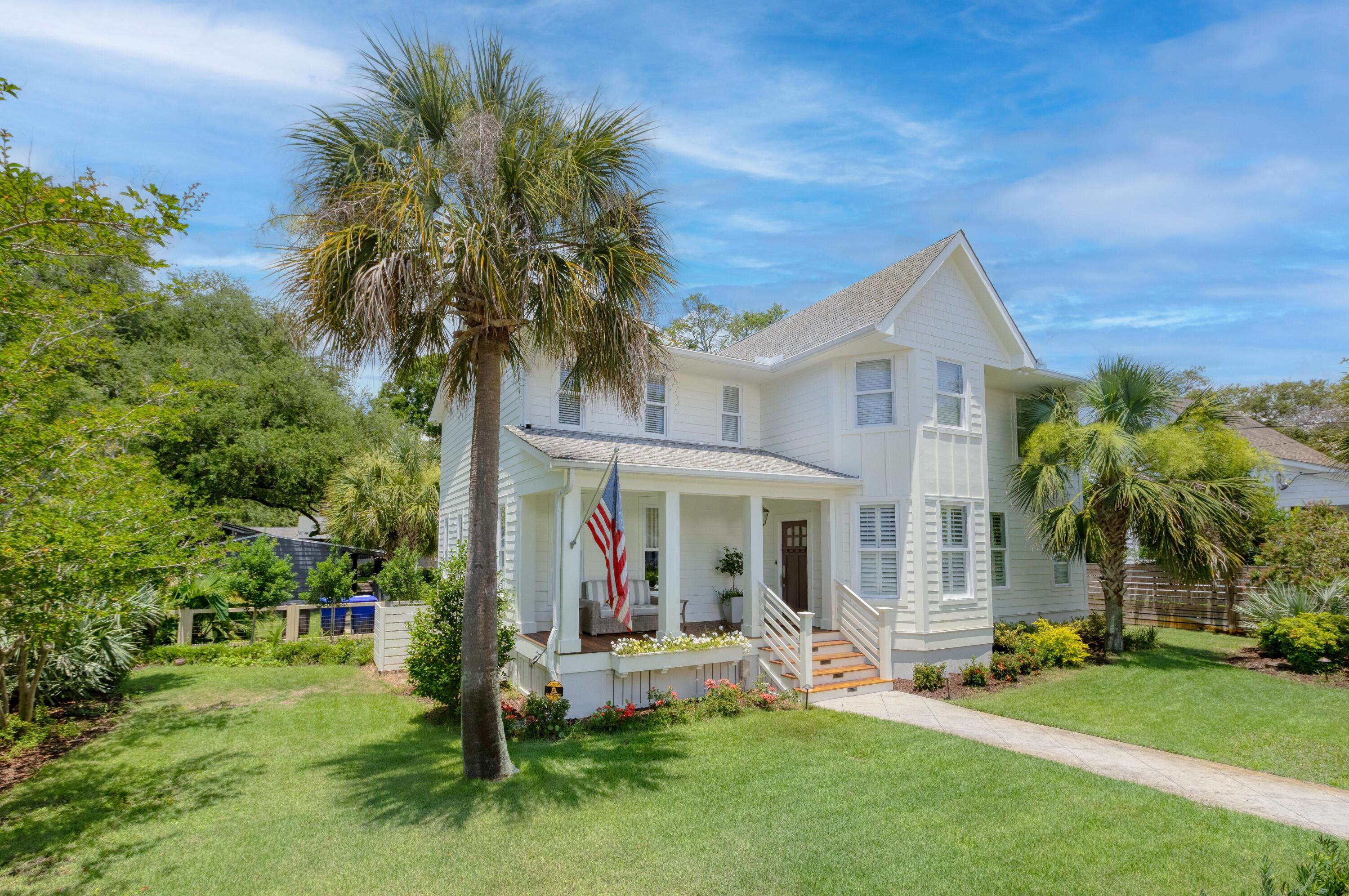 Property Photo:  216 Freeman Street  SC 29464 