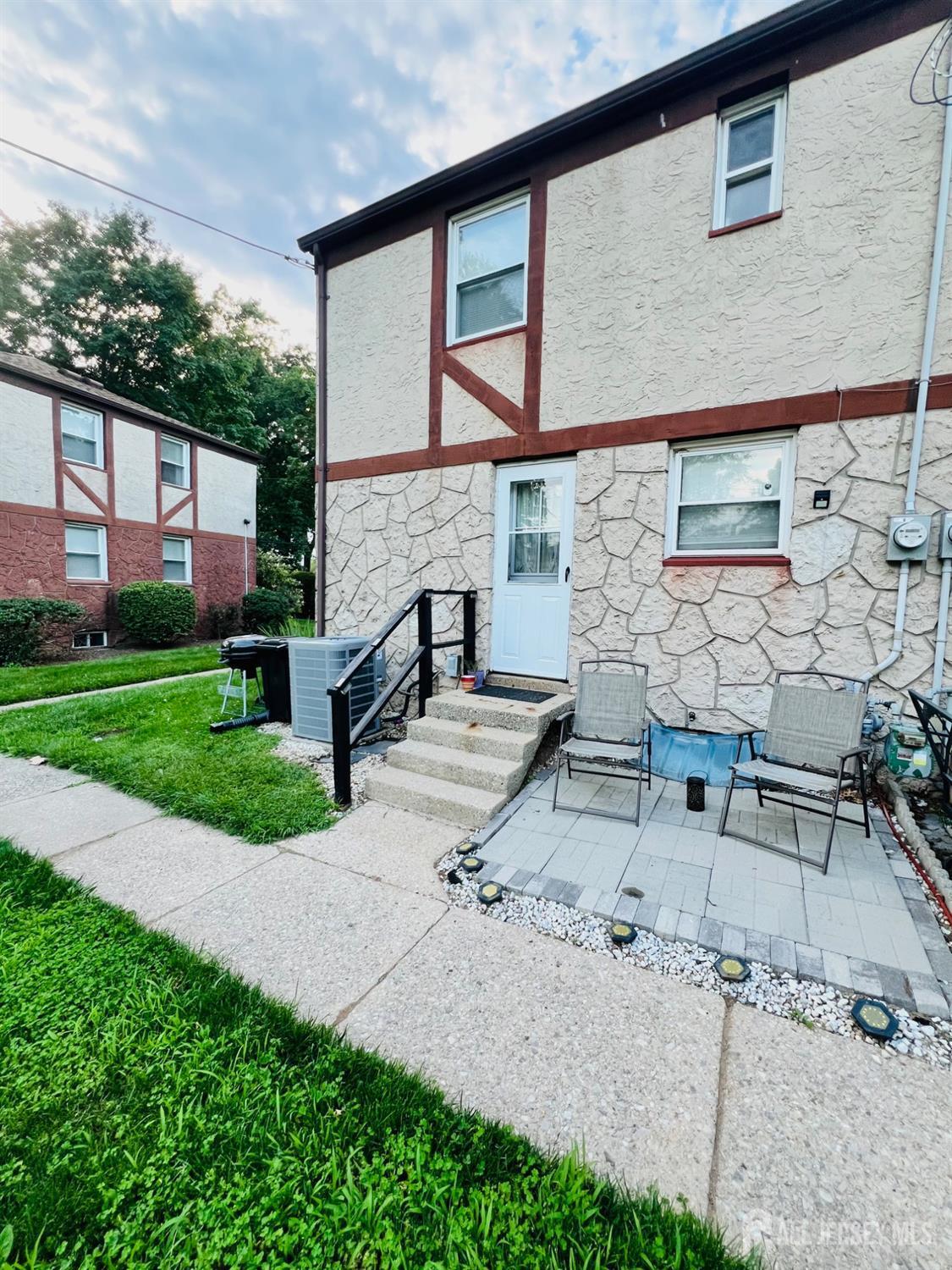 Property Photo: 185 High Street 3101 NJ 08840