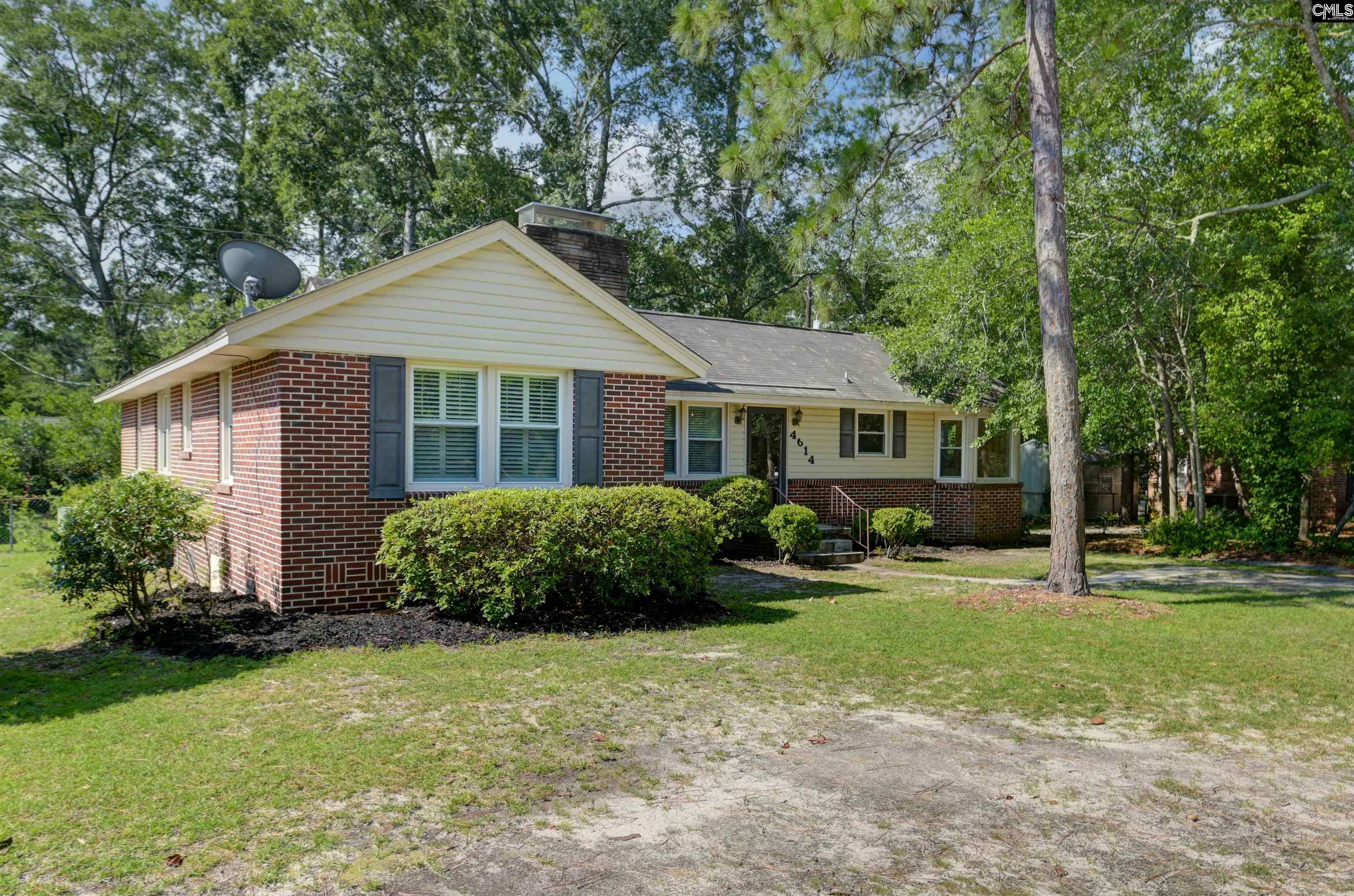Property Photo: 4614 Briarfield Rd SC 29206