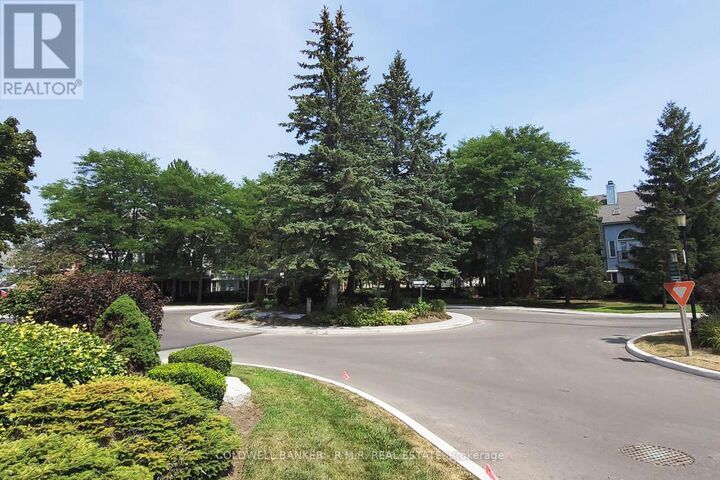 Property Photo:  1661 Nash Road H-11  ON L1E 1S8 