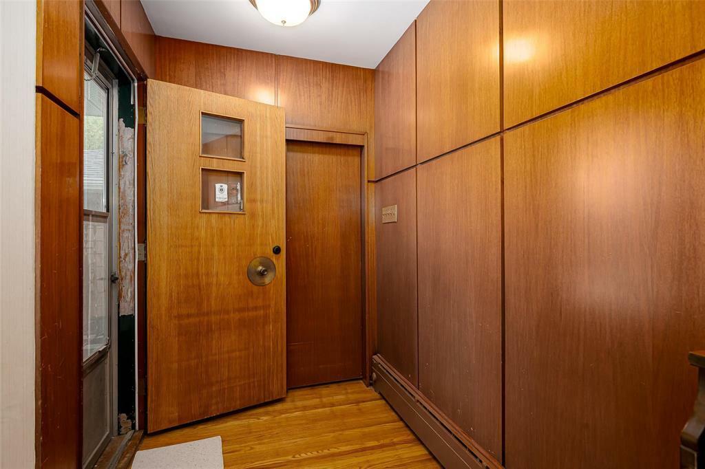 Property Photo: 469 Cordova Street MB R3N 1A8